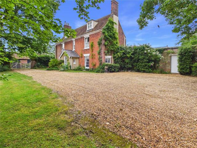 House for sale in Dale Hill, Essex