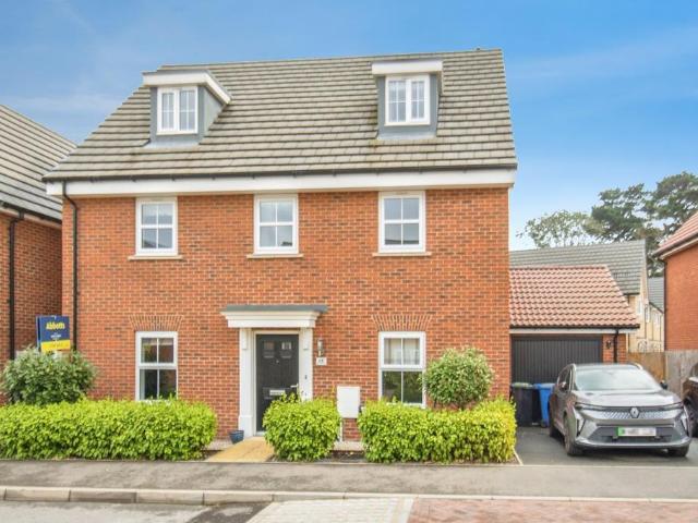 House for sale in Washbrook, Chelmondiston
