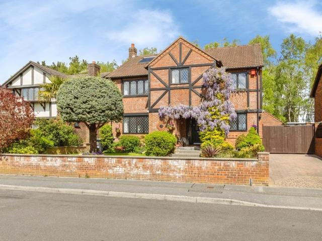 House for sale in Canford Heath, Poole