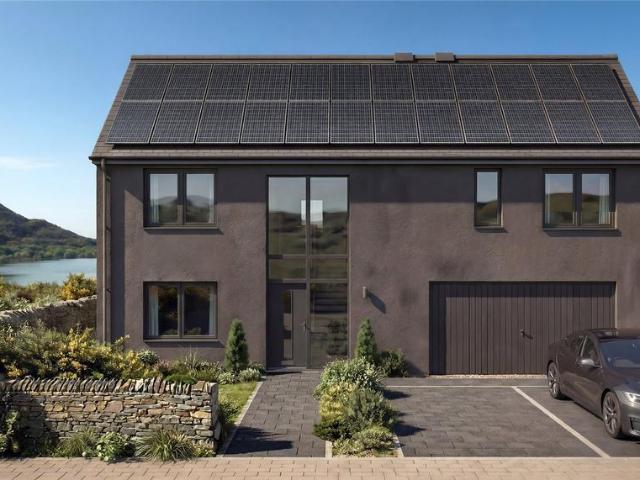 House for sale in Hallaze, Scredda