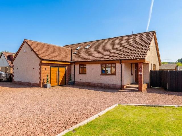 House for sale in Fauldhouse, Scotland