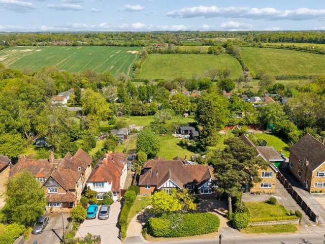 House for sale in Chesham, Chartridge