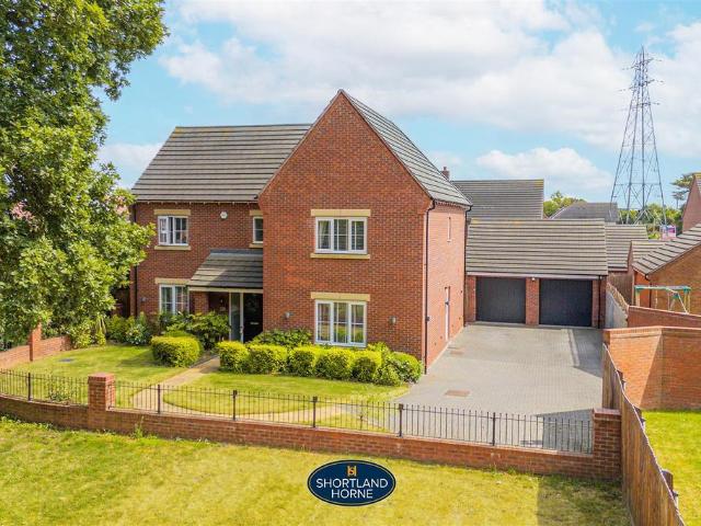 House for sale in Keresley Green, Keresley