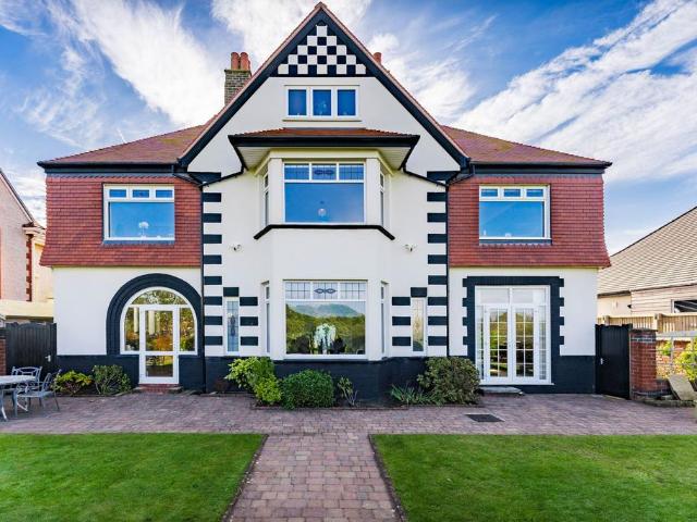 House for sale in Southport, Sefton