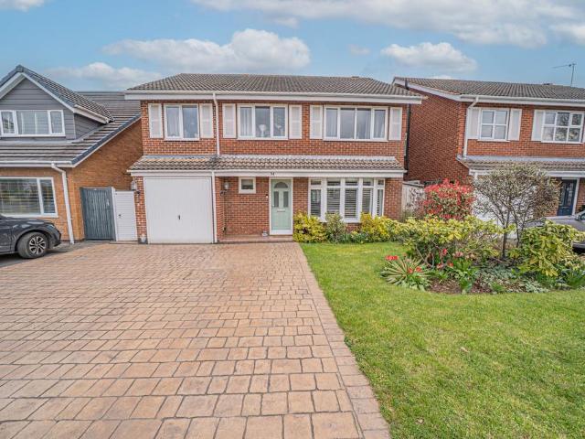 House for sale in Knowle, West Midlands