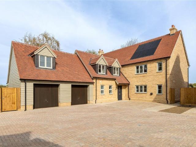 House for sale in Arrington, Cambridgeshire