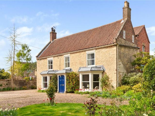 House for sale in Winterton, North Lincolnshire
