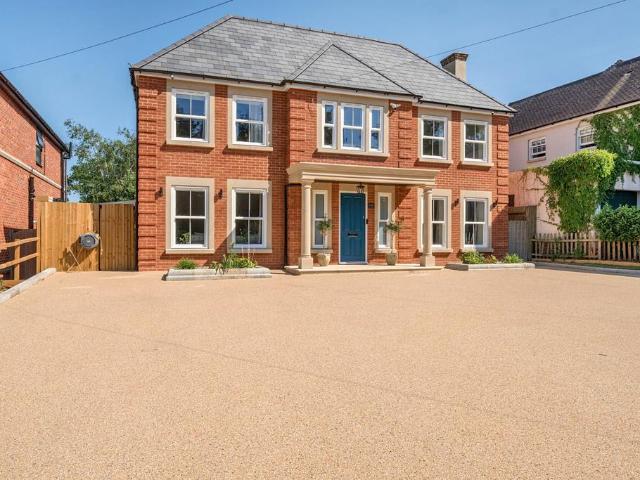 House for sale in Denham, Higher Denham