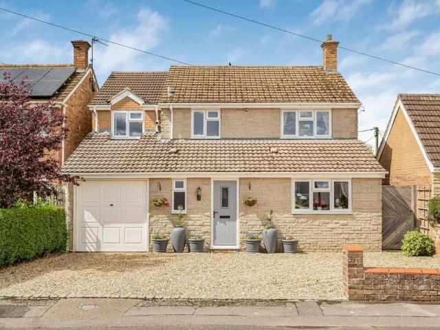 House for sale in Dromore, Oxfordshire