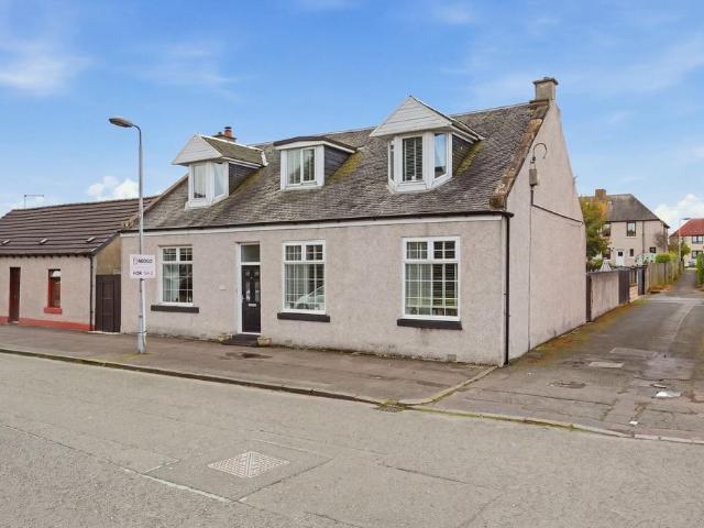 House for sale in Fauldhouse, West Lothian