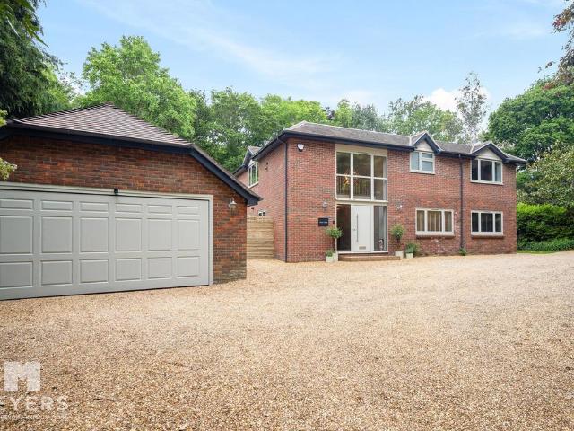 House for sale in Avon Castle, St Ives