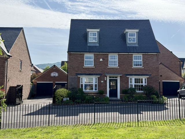House for sale in Llanfoist Fawr, Abergavenny