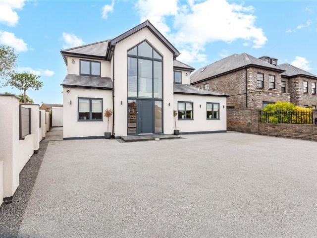 House for sale in Emerson Park, Greater London