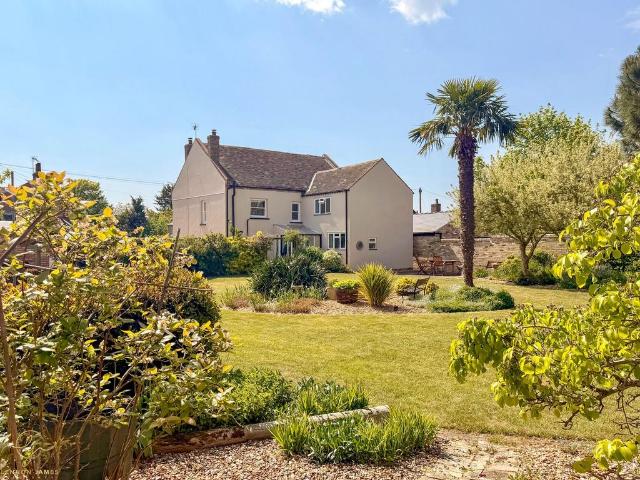 House for sale in Huntingdon, Cambridgeshire
