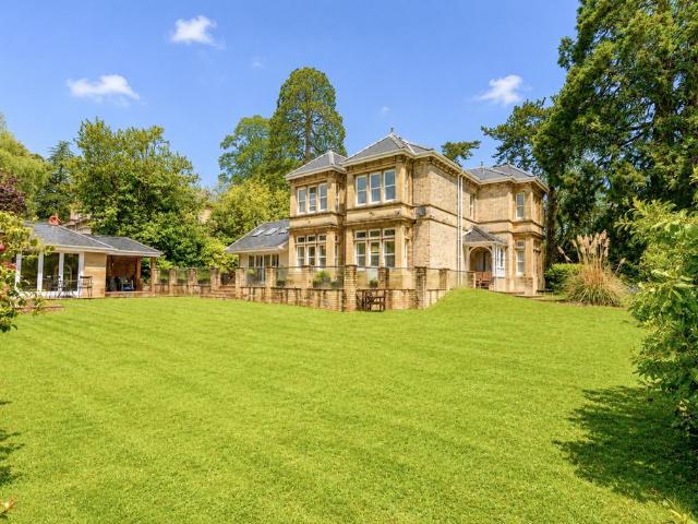 House for sale in Allt-yr-yn, Wales