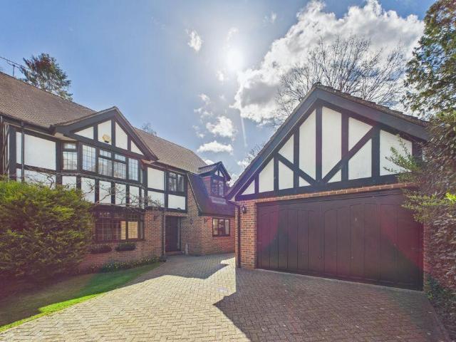 House for sale in Red Hill, Surrey