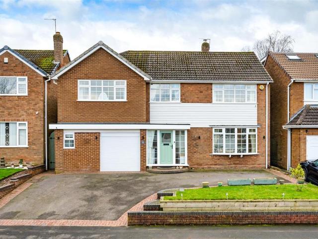 House for sale in Goldthorn Hill, West Midlands