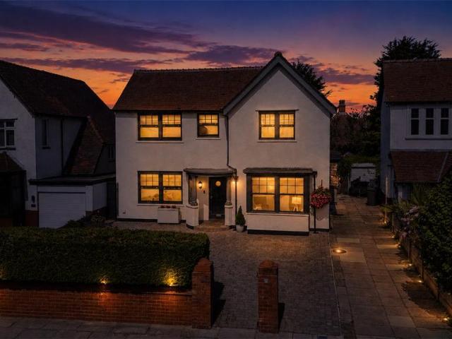 House for sale in Ainsdale, Sefton
