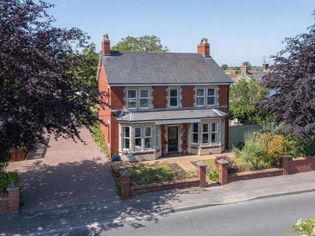 House for sale in Yarnbrook, Wiltshire
