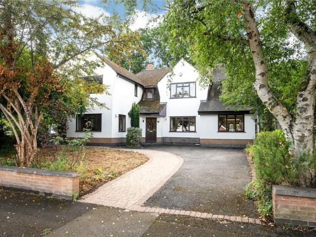 House for sale in Oadby, Leicestershire