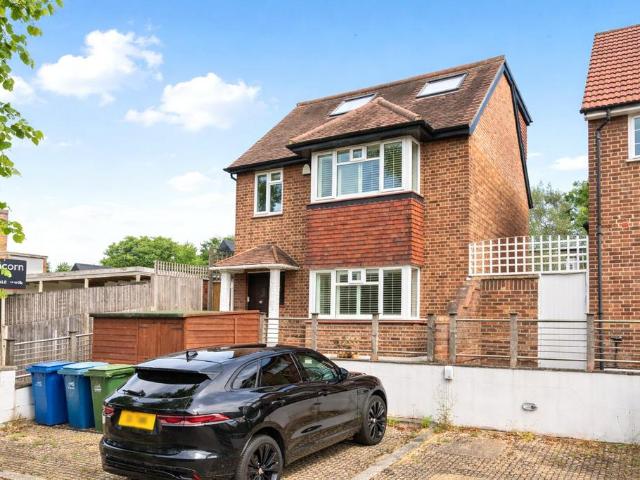 House for sale in East Dulwich, Greater London