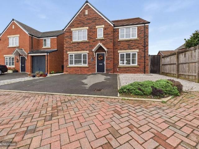 House for sale in Hampton Gardens, Peterborough