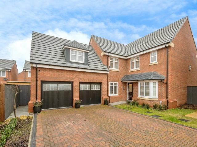 House for sale in Hatfield, South Yorkshire