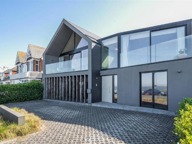 House for sale in Tankerton, Canterbury