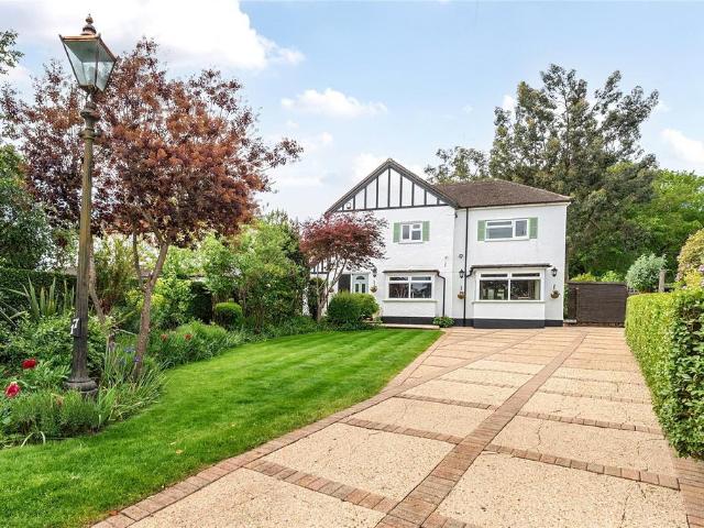 House for sale in Send Marsh, Westborough