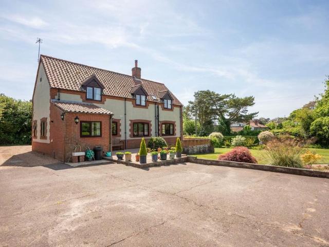 House for sale in Comers, Norfolk
