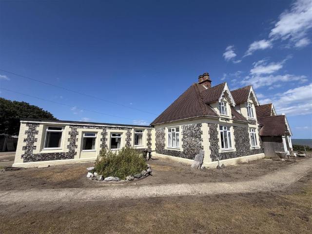 House for sale in Eastbridge, Suffolk