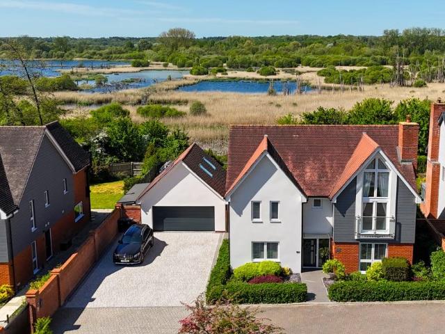 House for sale in Barton Stacey, Hampshire