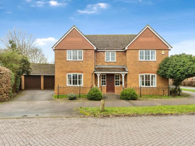 House for sale in Calvert, Buckinghamshire