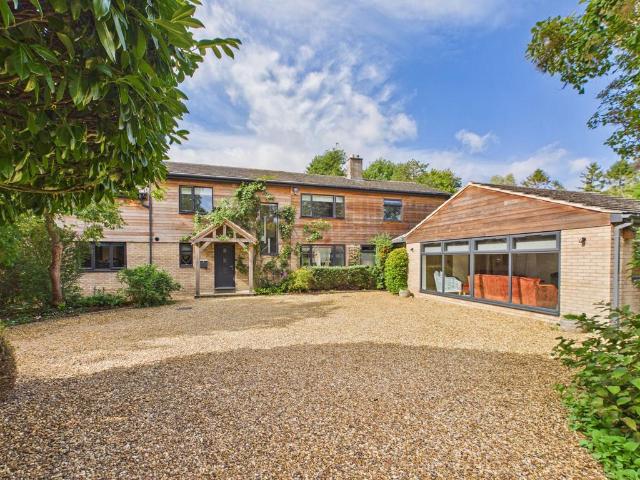 House for sale in Bengal, Greens Norton