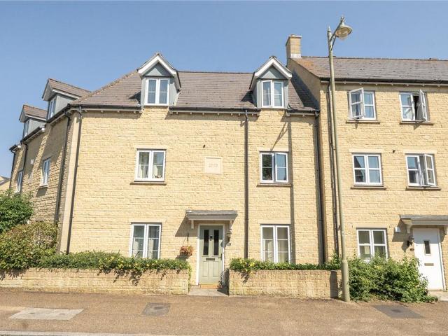 House for sale in Black Bourton, Oxfordshire