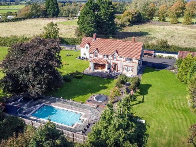House for sale in Peterston-super-ely, Wales