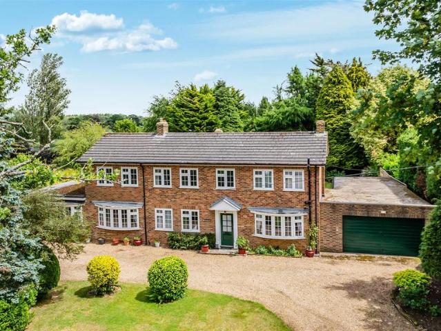 House for sale in Red Hill, Surrey