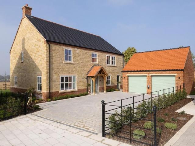 House for sale in Scagglethorpe, North Yorkshire