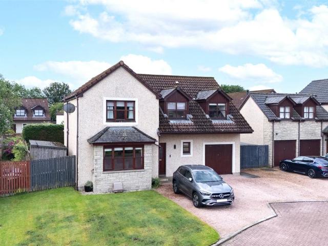 House for sale in Luncarty, Scotland