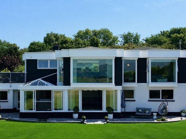 House for sale in Colwyn Bay, Wales