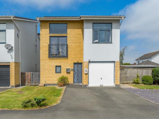 House for sale in East Chevington, Hadston