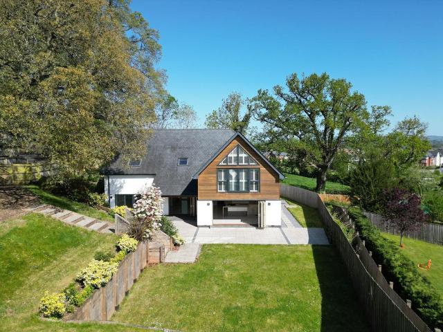 House for sale in Watergate, Devon