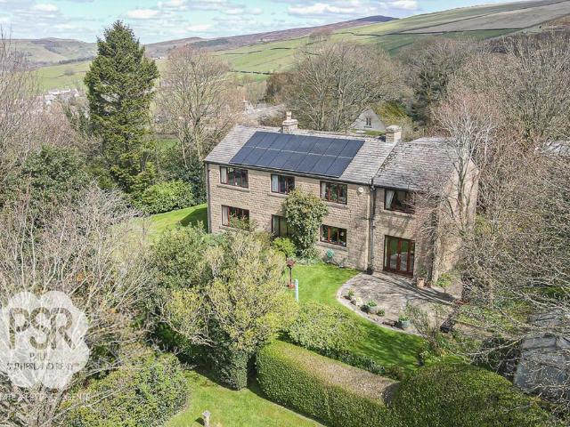 House for sale in Charlesworth, East Midlands