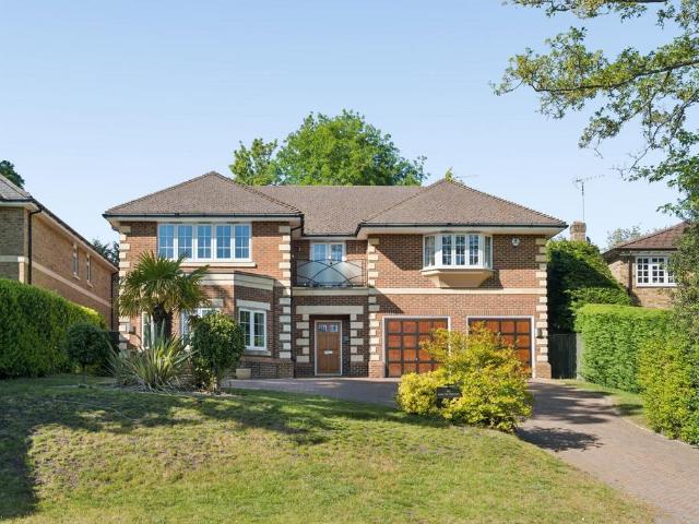 House for sale in Batchworth, Hertfordshire