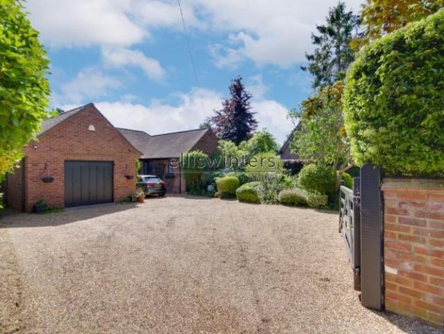 House for sale in Fenstanton, Huntingdonshire