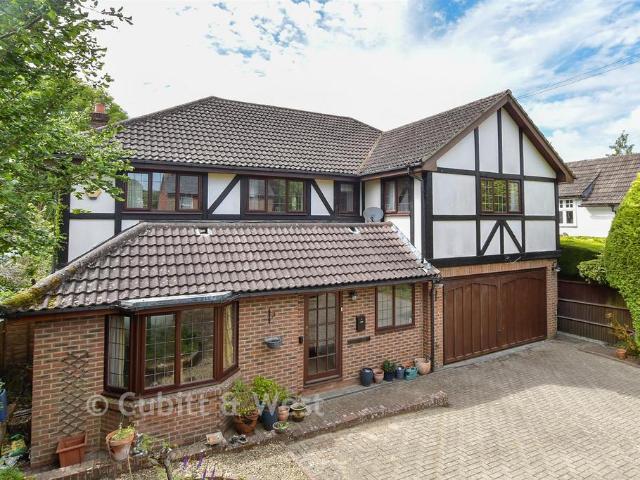 House for sale in Cross In Hand, East Sussex