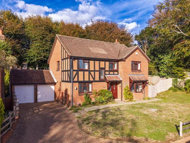 House for sale in High Salvington, Worthing