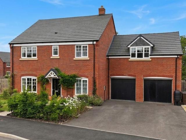 House for sale in Colwich, Baswich