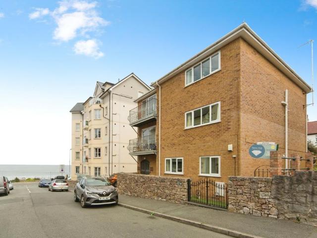 House for sale in Colwyn Bay, Wales