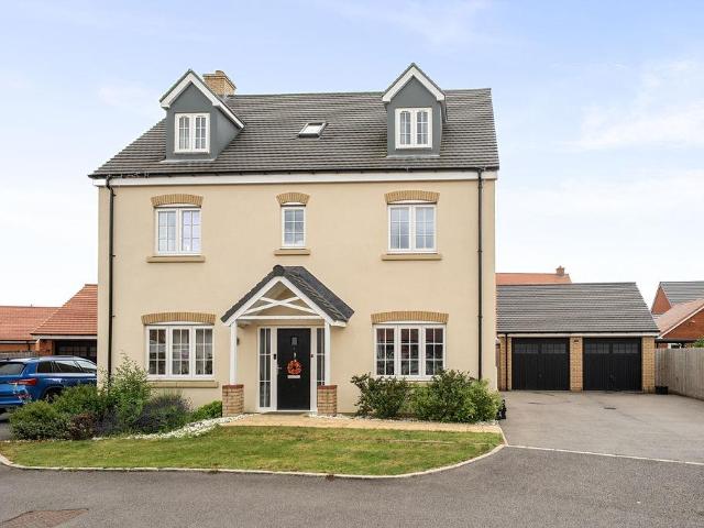 House for sale in Bedford